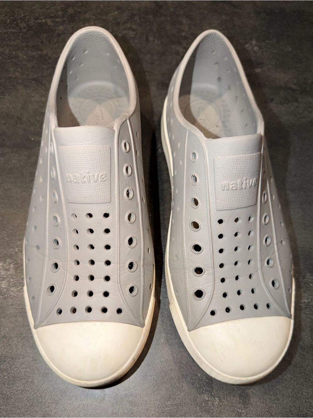 Native Kids Slip-On Shoes in Light Gray and White